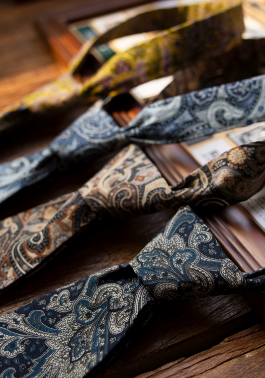 Redtorunado クラシックペイズリーネクタイ